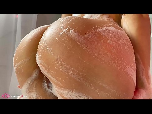 ❤️ Brunette شاور میں شدید orgasm کے لئے وائبریٹر کے ساتھ بلی میں مشت زنی کرتی ہے۔ ❤ فحش میں ur.pornochaturbate.ru ❌️❤